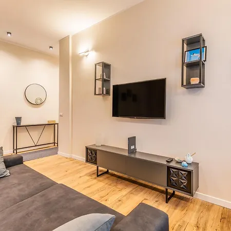 Center - 5 Min From Duomo And Linate Airport Apartment *